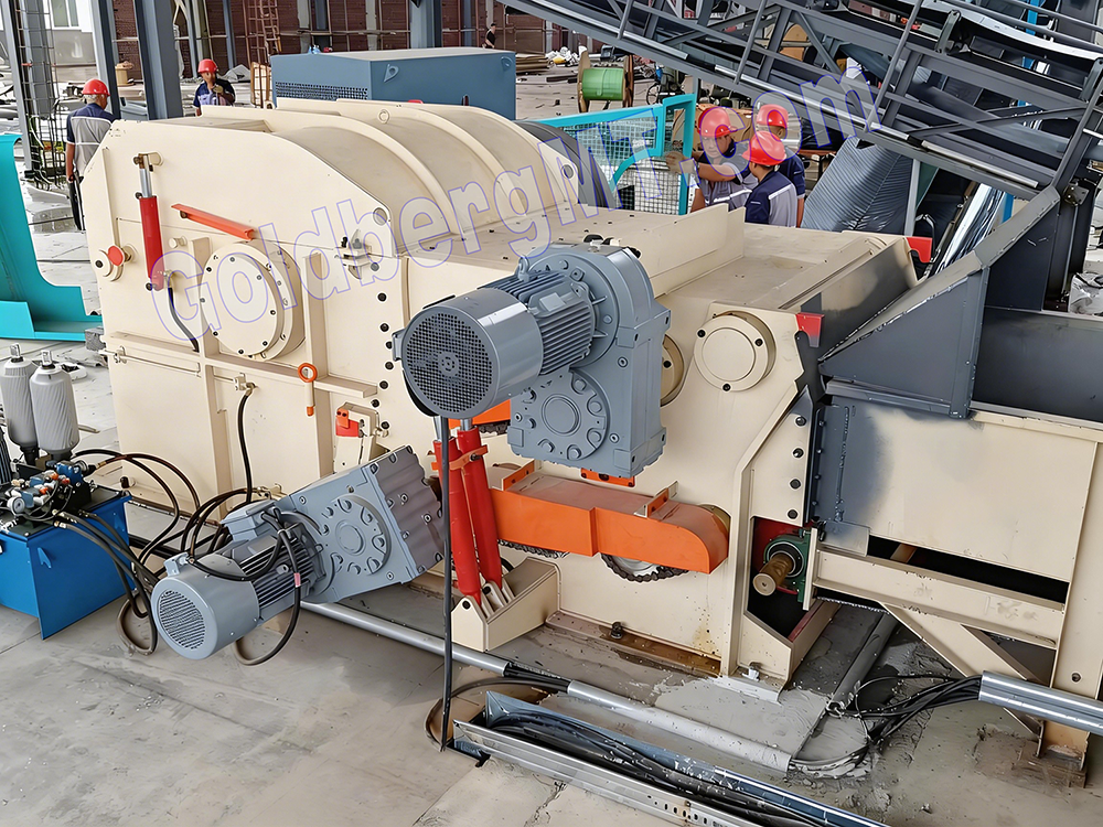 BX2113-13 Drum Chipper 1